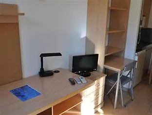 Residencia Universitaria Torre Girona Apartment