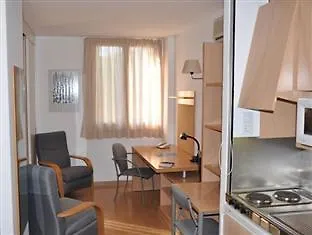 Apartment Residencia Universitaria Torre Girona *