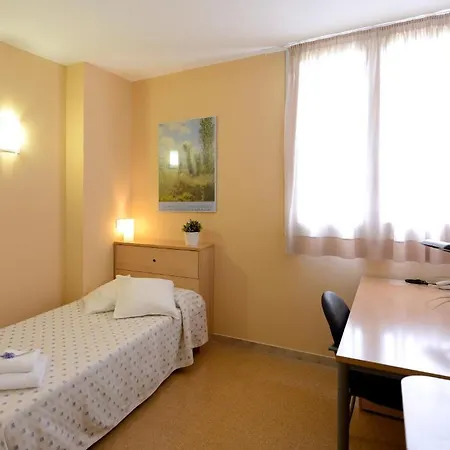 Residencia Universitaria Torre Girona Apartment