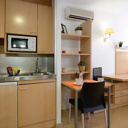 Residencia Universitaria Torre Girona Apartment