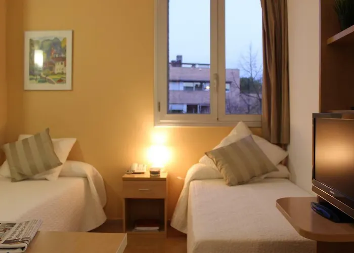 Апартаменты Residencia Universitaria Torre Girona Барселона